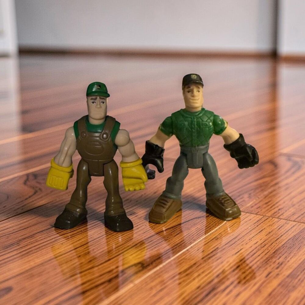 2 Tomy GEAR FORCE John Deere Figures 2” B15 B19